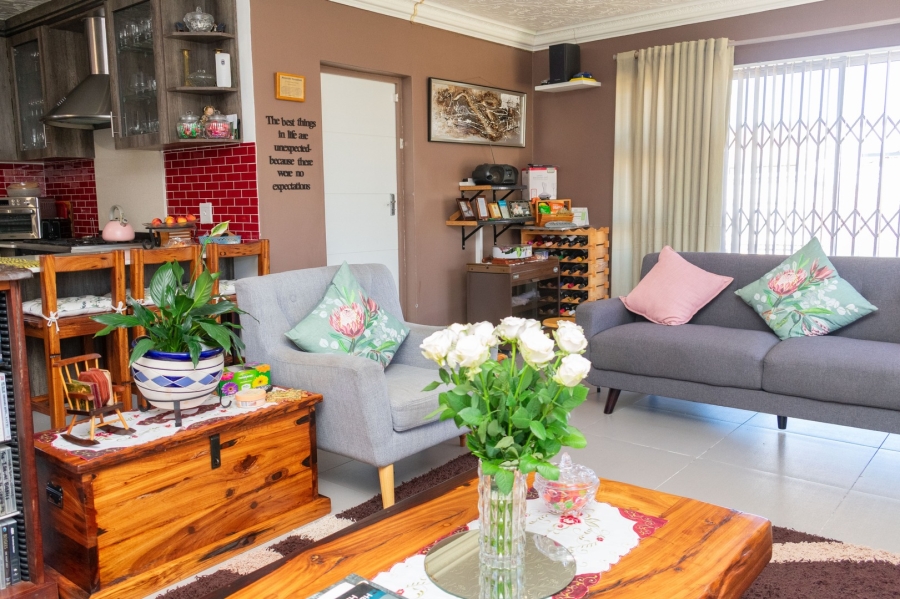 3 Bedroom Property for Sale in Fairview Eastern Cape